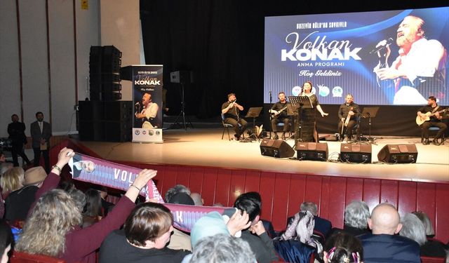 Volkan Konak ölümünün birinci yılında Trabzon'da şarkılarıyla anıldı