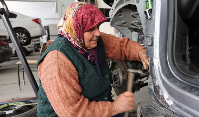 Aydın'da sanayide 45 yıllık kadın usta