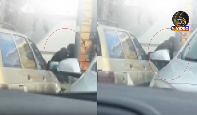 İzmir'de mide bulandıran görüntüler! Gündüz vakti 2 erkeğin öpüştüğü anlar kamerada