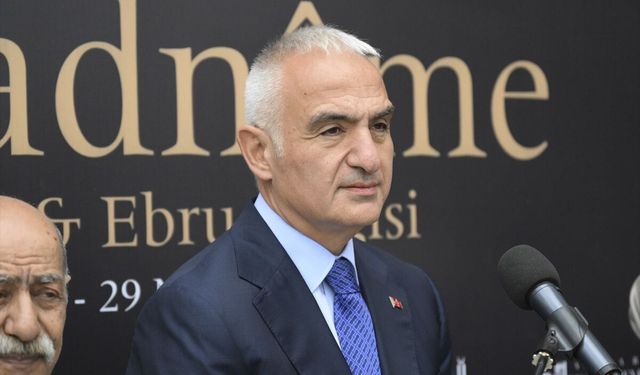 Bakan Ersoy: "Fuadname" sergisi kültür mirasımızın yaşatılmasının somut bir göstergesi