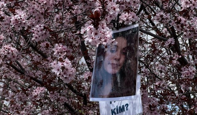 Tunceli'de Gülistan Doku'nun anısı yaşatıldı: Ağaçlara fotoğrafları asıldı