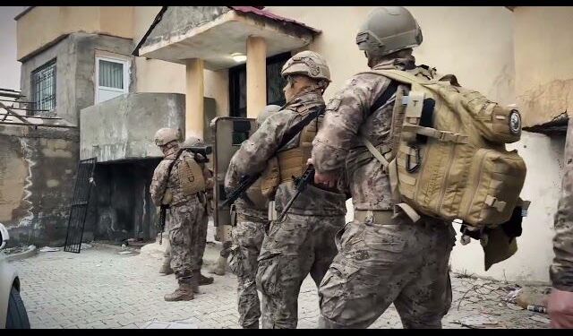 Hakkari’de Kaçakçılık operasyonu: 7 Şüpheli gözaltına alındı