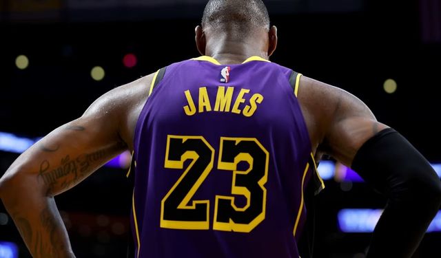 LeBron James, kariyerinin en unutulmaz 3 anını seçti
