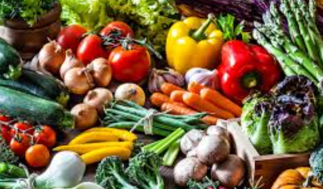 Meyve-sebzede fahiş fiyat uygulayan işletmelere 96,6 milyon TL ceza