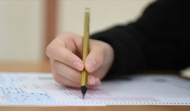 Sınav sistemi sil baştan! 12 şehirde denendi, tüm ülkeye yayılacak