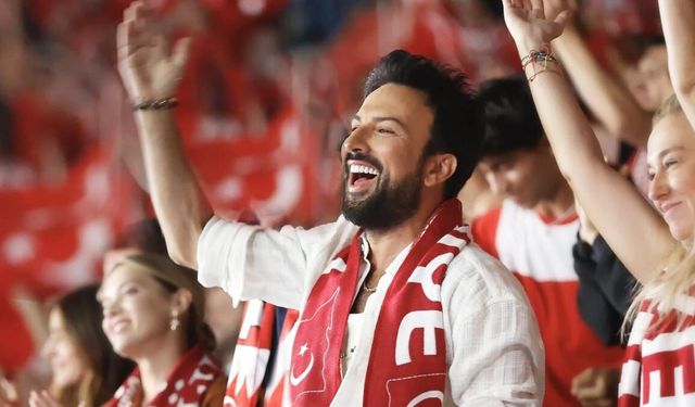 Tarkan’dan milli heyecanı yükselten mesaj: Yeni marş yolda mı?