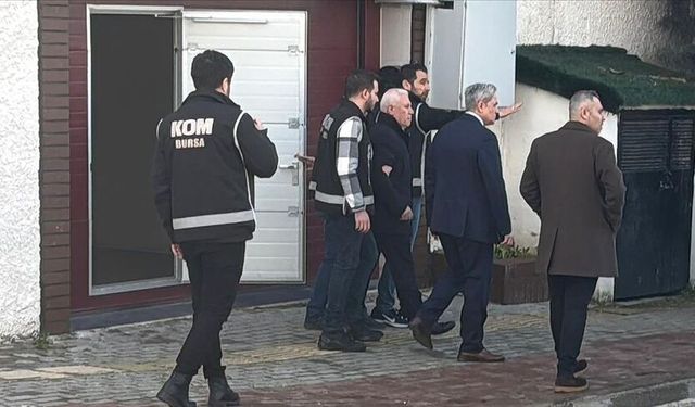Bugün tutuklanmıştı: Bursa Büyükşehir Belediye Başkanı Mustafa Bozbey görevden uzaklaştırıldı