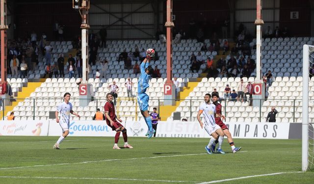 Bandırma Sarıyer maçından gol sesi çıkmadı: 0-0