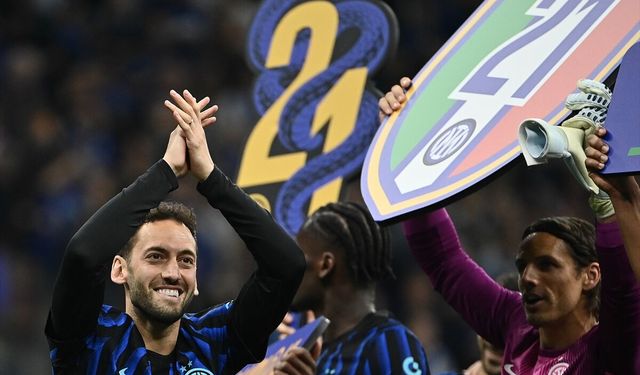 Hakan Çalhanoğlu, Inter ile bir kupa daha kazandı