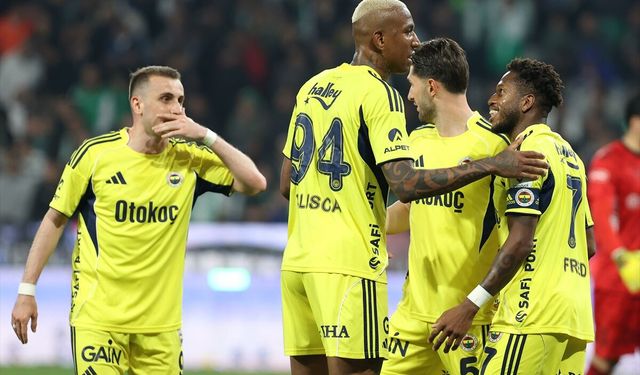Fenerbahçeli futbolculardan Galatasaray şampiyonluğu sonrası ilk sözler: “Önümüzdeki sezon yeniden başlayacağız"