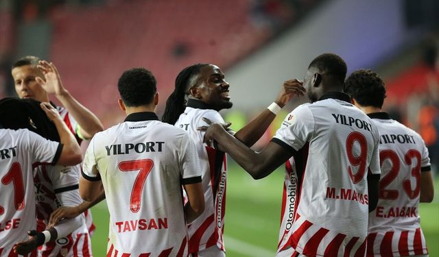 Samsunspor, Göztepe'ye karşı gol oldu yağdı: 3-0