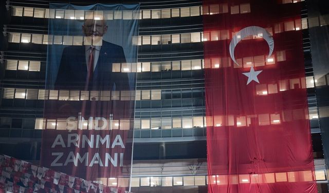 SİYASET