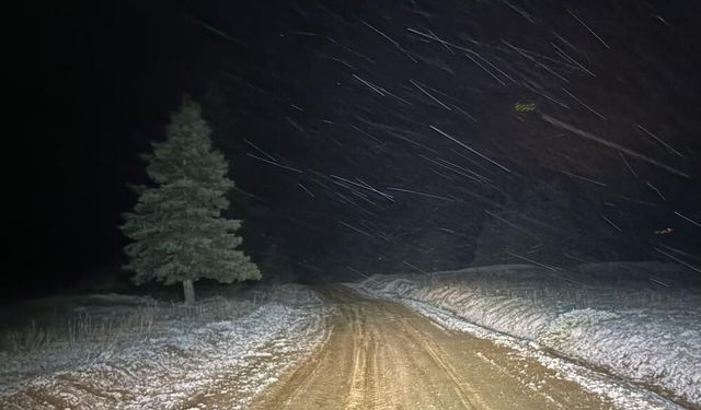Kastamonu'nun yüksek kesimlerinde kar yağışı etkili oluyor