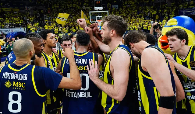 Fenerbahçe Beko 2-0 önde olduğu seride 3. maçı kazanarak F4'de kalmak istiyor