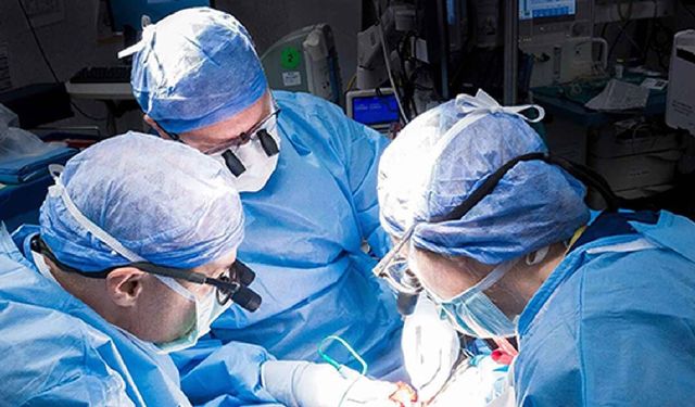 Kanser sonrası rehabilitasyonda önemli başarı: Kendi dokusuyla hayata tutundu