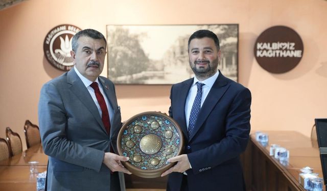 Yusuf Tekin'den Kâğıthane Belediyesi'ne ziyaret