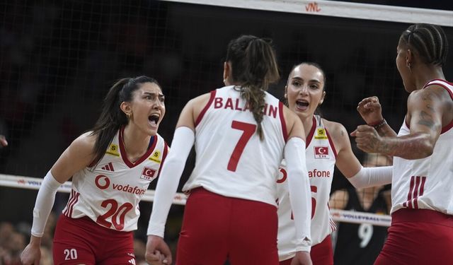 Filenin Sultanları Almanya engelini 5 set sonunda aştı