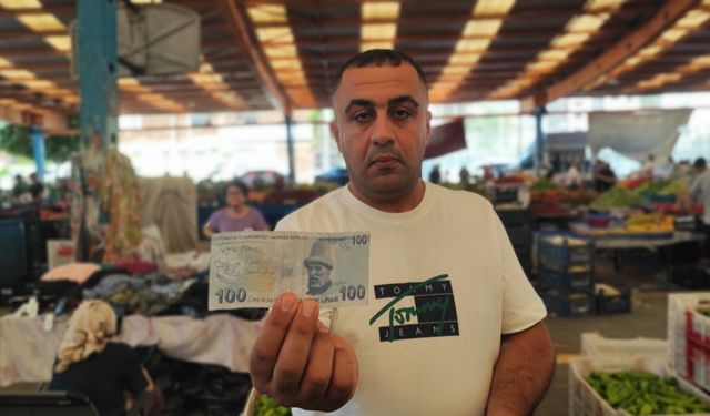 Adana pazarında gizemli aşk ilanı: Üzeri yazılı paralar şehri ayağa kaldırdı