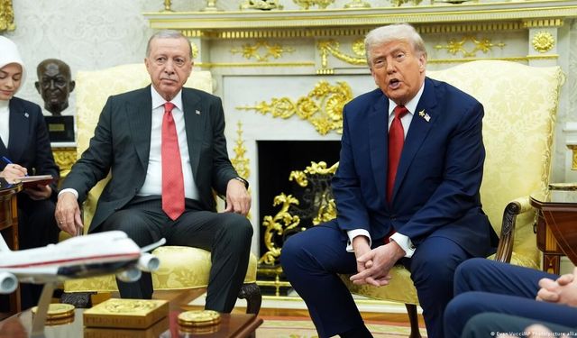 İsrail basını: Erdoğan, Trump'ı ikna ederek İran’daki Kürt grupların silahlandırılması planını engelledi