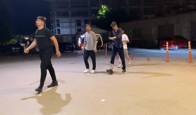 Çocuk parkına pompalı tüfekli saldırı
