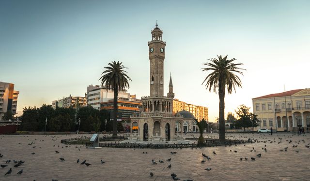 İzmir’in en sevilen tatlı mekanları