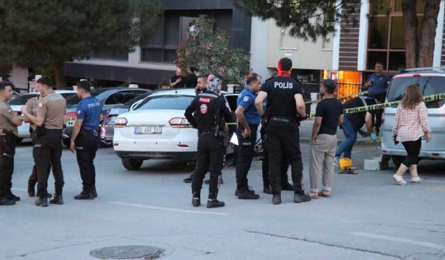 Denizli'de dehşet: Küçük çocuğun gözü önünde 2 kadına kurşun yağdırdı
