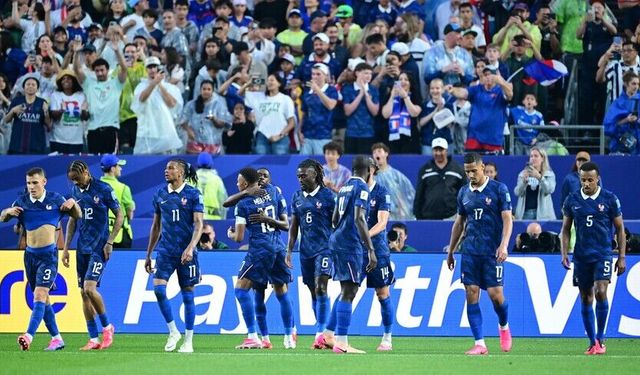 Mbappe 2 gol attı Fransa son 32'ye yükseldi