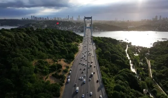 Fatih Sultan Mehmet Köprüsü'nden 38 yılda 2.3 milyar araç geçti