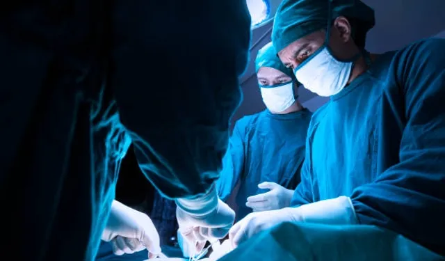 Yargıtay''dan emsal karar: Beğenilmeyen estetik ameliyatta ücret iadesi