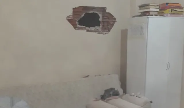 Ardahan''da evde piknik tüpünün patlaması sonucu bir kişi yaralandı