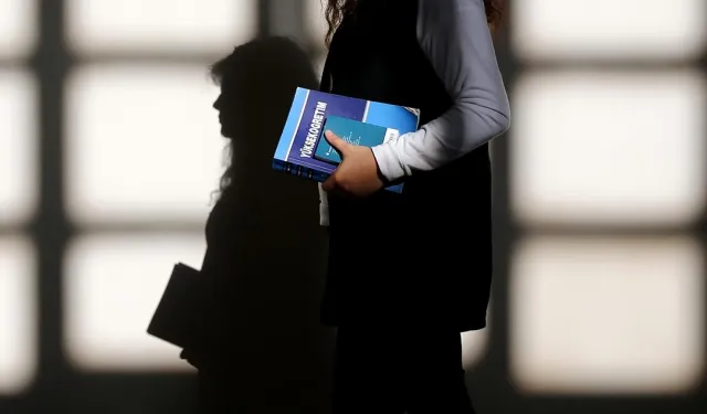 Üniversitelere yeni düzenleme yolda! YÖK açıkladı: 3 yılda bitirilecek
