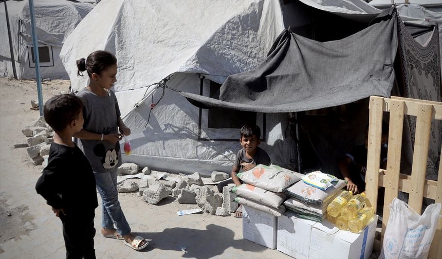Gazze’de çocukluk, bomba seslerine karıştı