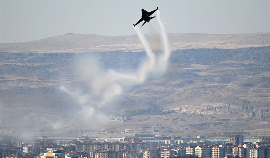 SOLOTÜRK'ten Kayseri'de prova uçuşu