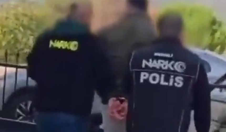 Zehir tacirlerine operasyon düzenlendi: 21 kişi tutuklandı
