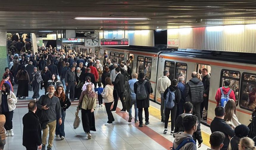 ANKARAY treninde arıza oldu, seferler aksadı