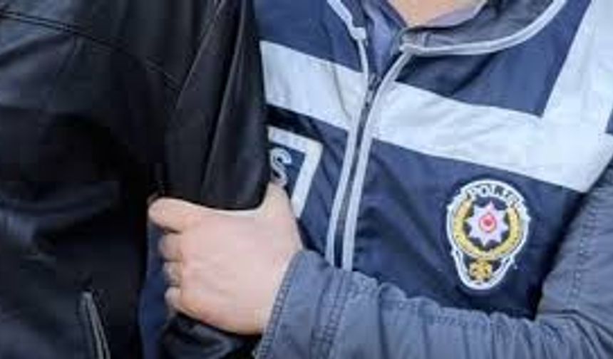 Erzurum’da Sürücü kursu sınavında kopya düzeneği operasyonu: 3 tutuklama