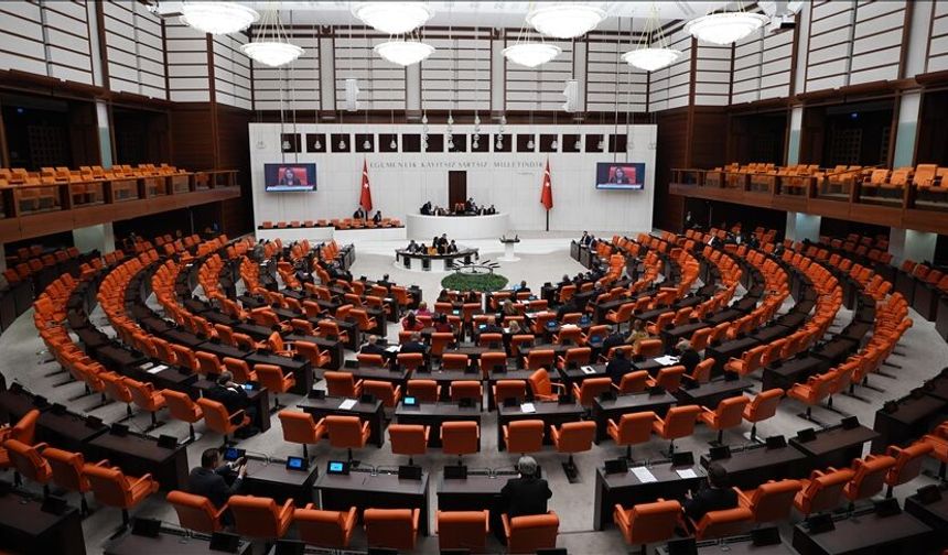 AK Parti’den yeni anayasa ve dokunulmazlık gündemine ilişkin açıklama