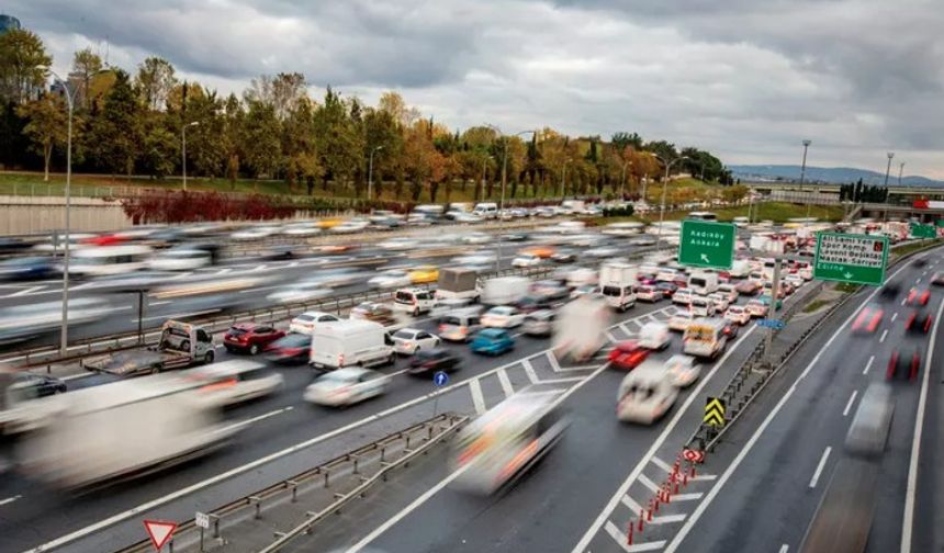 Araç sahipleri dikkat! Bunu yapmayanlar ehliyetsiz sayılacak, sigorta masrafları ödemeyecek