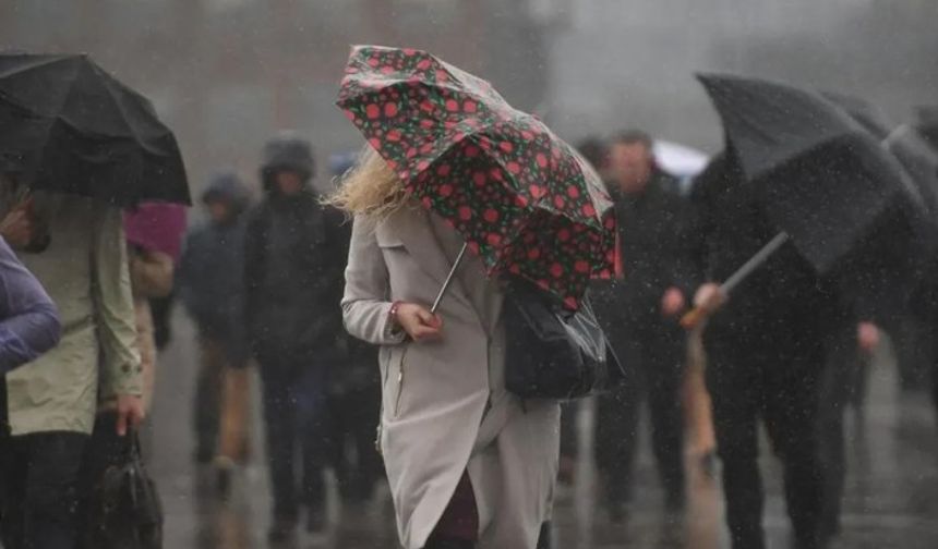 Meteoroloji'den 6 ile sarı uyarı! Şimşek, fırtına, sağanak yurdu saracak