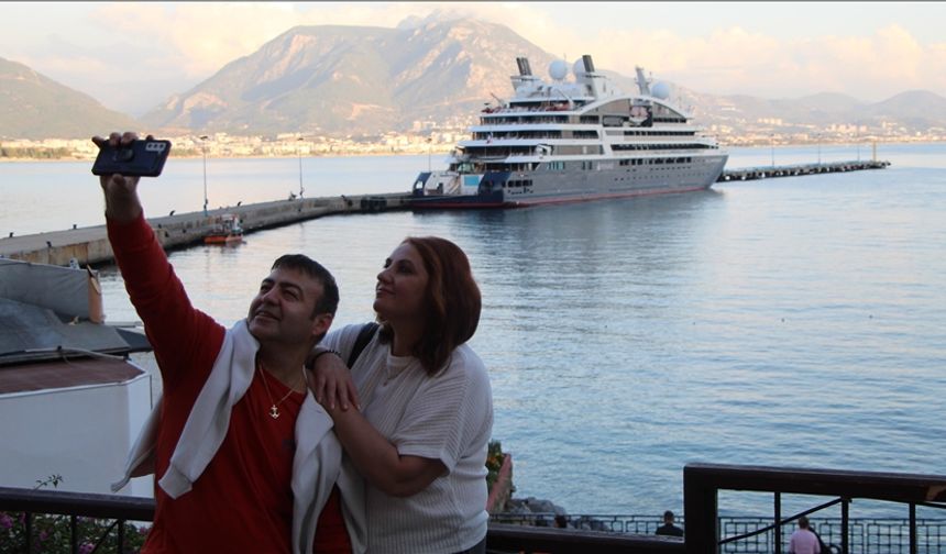 Antalya turizmde rekora koşuyor!