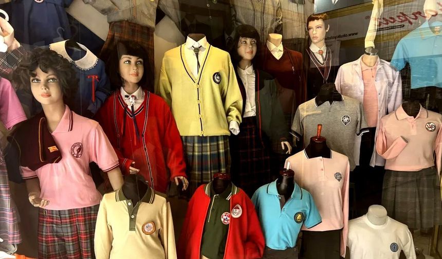 Okul üniformalarında tekel şüphesi: Veliler fahiş fiyatlardan şikâyetçi