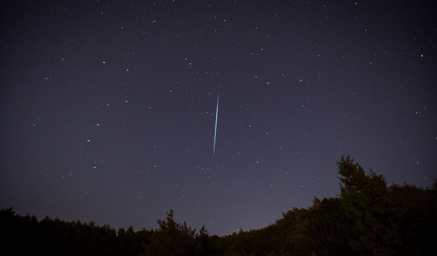 Gökyüzünde yıldız şöleni