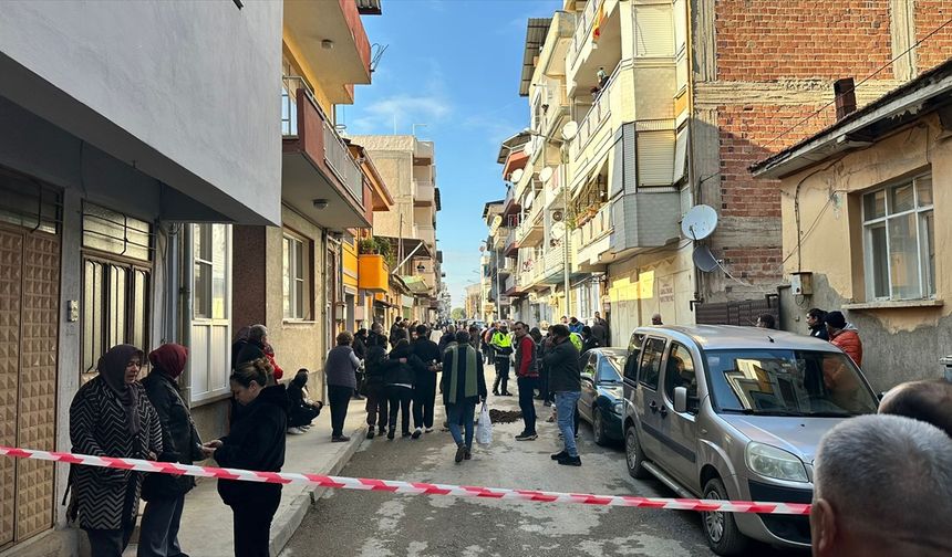 Manisa'da boşanma aşamasındaki eşi tarafından tüfekle vurulan kadın öldü