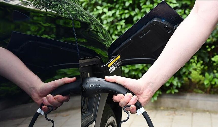 Elektrikli araç pazarında dengeler değişti: Satışlar patladı