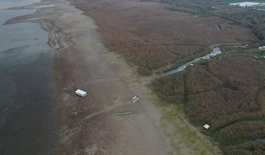 Sapanca Gölü çekiliyor: Su seviyesi kritik seviyede!