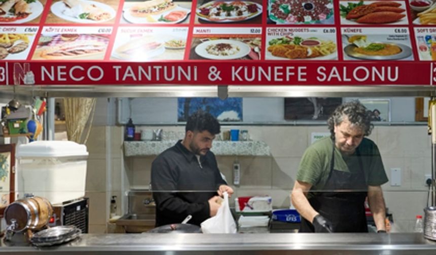 Türk tantunici Londra'nın en iyilerini solladı!