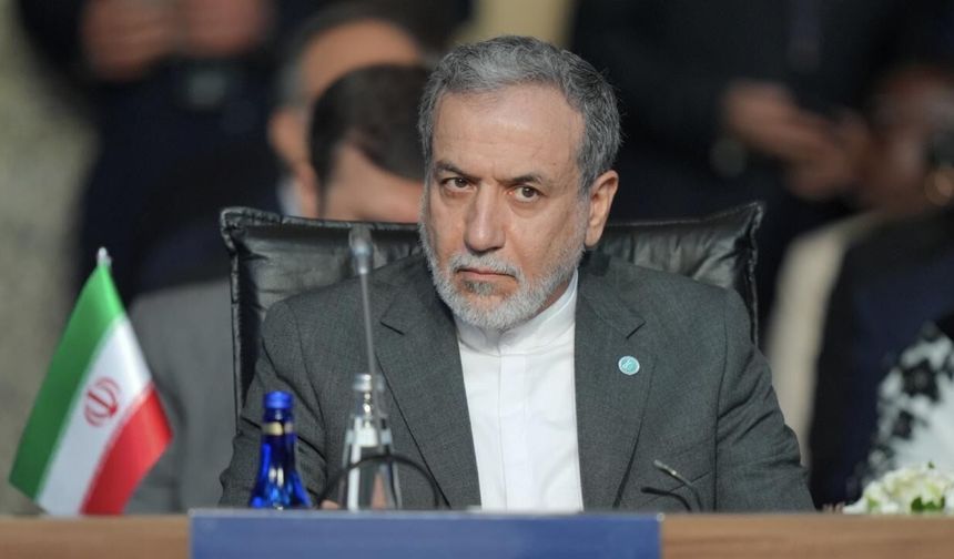 Arakçi'den Hürmüz Boğazı mesajı: Savaşanlar hariç herkese açıktır