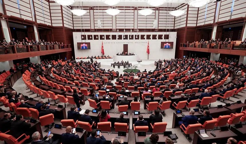 En düşük emekli aylığının artırılmasını da içeren kanun teklifi TBMM Genel Kurulunda