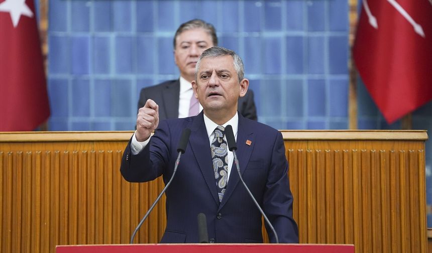 Özgür Özel: Giderayak kandıramazsınız, kurt yediği ayazı unutmaz!