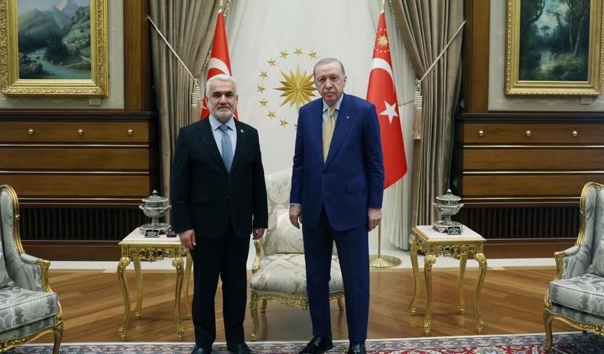 Cumhurbaşkanı Erdoğan, HÜDA PAR Genel Başkanı Yapıcıoğlu'nu kabul etti